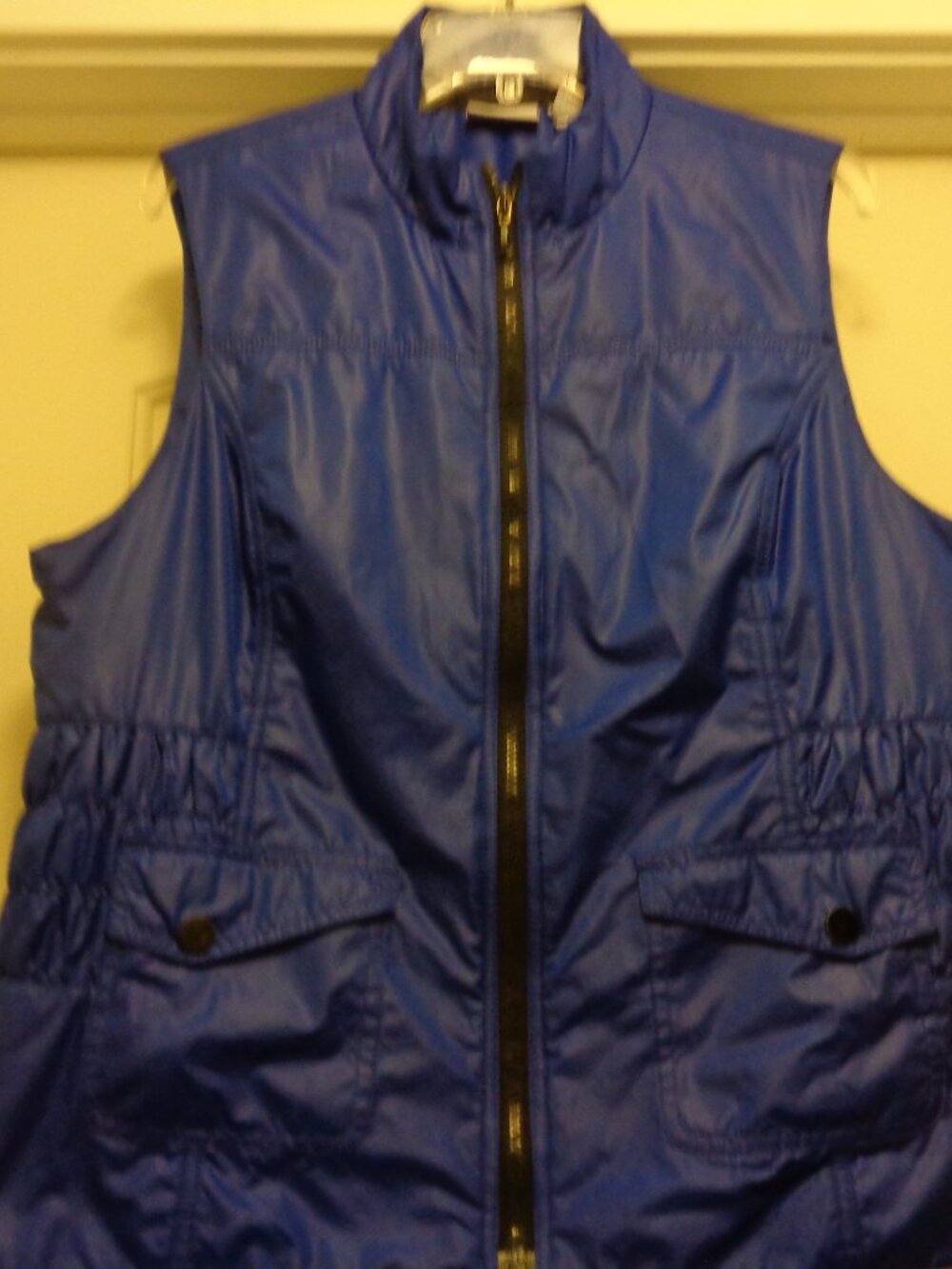 ZENENERGY BY CHICOS BRIGHT BLUE SHINEY ZIP UP VEST CHICOS SIZE 2